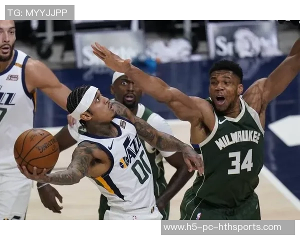 NBA爵士对快船赛事分析及双方近期状态对比探讨 NBA爵士对快船赛事分析及双方近期状态对比探讨
